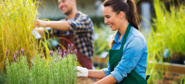 Garden,Center,Employees